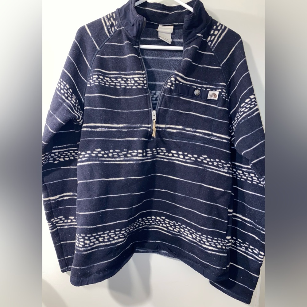 North Face 1/2 zip Navy and White Striped Pullover